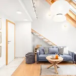 Prague Days - Maisonette Apt - Trendy Area