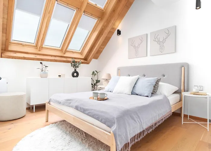 Prague Days - Maisonette Apt - Trendy Area